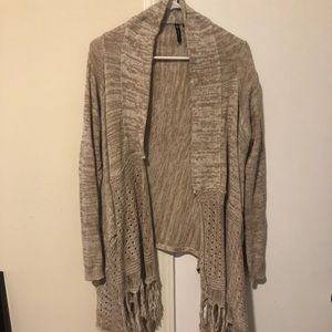 Cardigan sweater